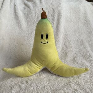 Nintendo Mario Kart Banana Peel Plush 11” Stuffed Toy Basic Fun Yellow